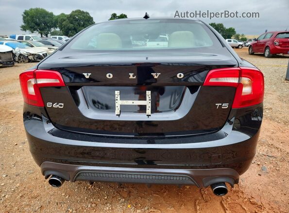 YV126MFL3H2422094 2017 VOLVO S60 Black Հետևի տեսք