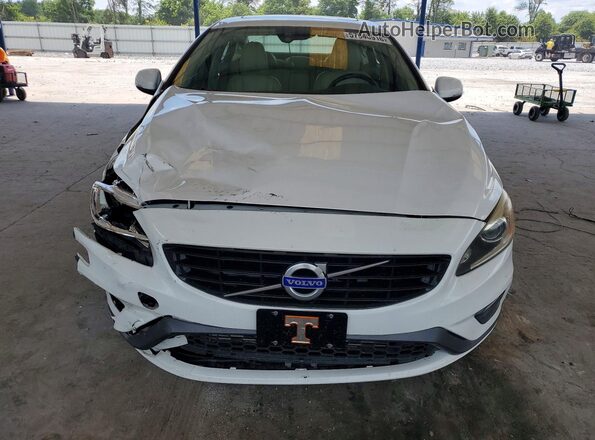 YV126MFL7H2422731 2017 VOLVO S60 White წინა ხედი