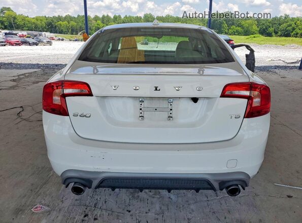 YV126MFL7H2422731 2017 VOLVO S60 White უკანა ხედი