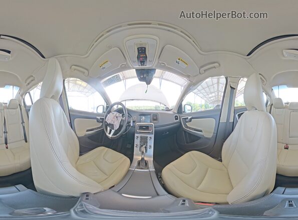 YV126MFL7H2422731 2017 VOLVO S60 White VIN კოდის სტიკერის ხედი