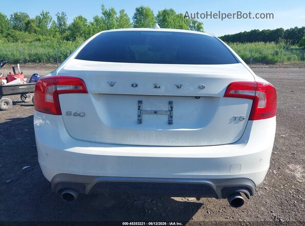 YV126MFLXH2432539 2017 VOLVO S60 White 