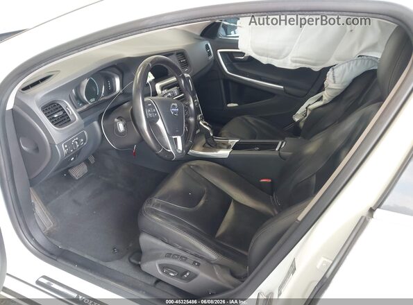 YV140MEK2G1288640 2016 VOLVO V60 White Սալոնի դիմացի տեսք