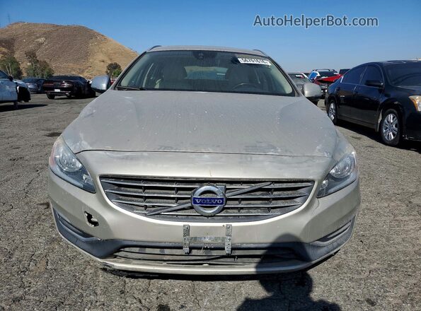 YV140MEK7H1373054 2017 VOLVO V60 Beige Widok z przodu