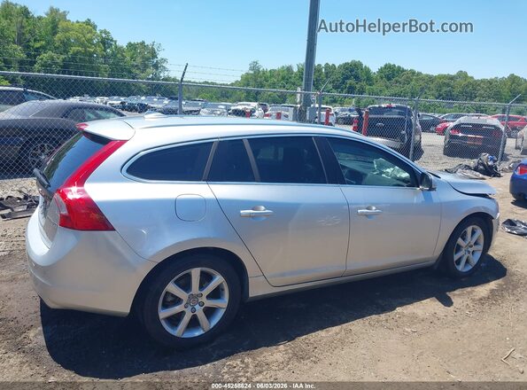YV140MEM4H1370968 2017 VOLVO V60 Silver უკანა სალონის ხედი