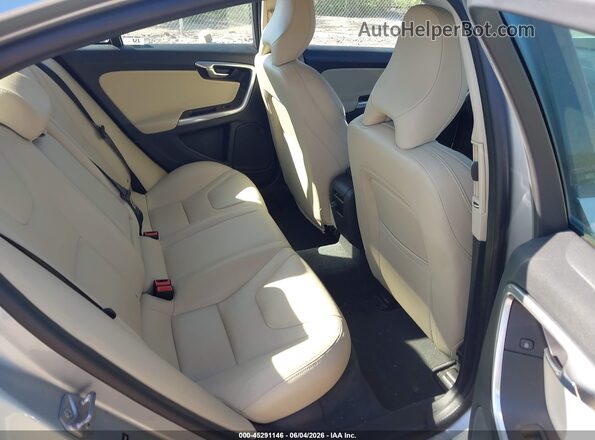 YV140MTL7H2420086 2017 VOLVO S60 Silver 