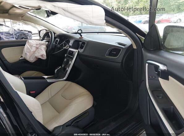 YV140MTLXH2427873 2017 VOLVO S60 Black Vista interior delantera