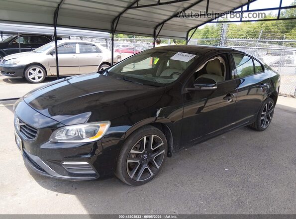 YV140MTLXH2427873 2017 VOLVO S60 Black Vista tres cuartos delantera izquierda
