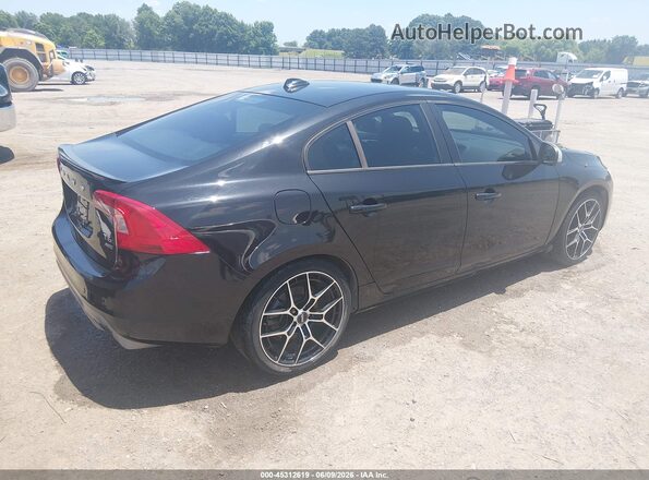 YV149MTSXH2438627 2017 VOLVO S60 Black Հետևի աջ