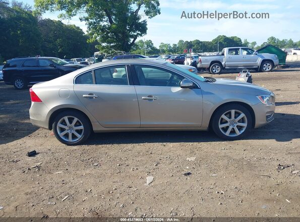 YV1612TK3G2394487 2016 VOLVO S60 Gray უკანა სალონის ხედი