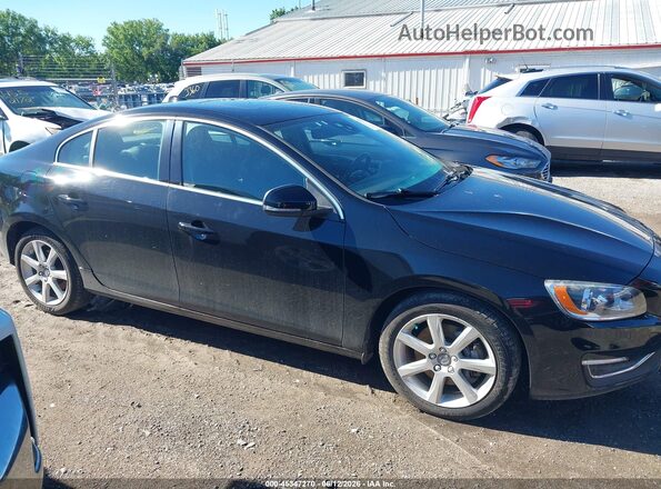 YV1612TKXG2411382 2016 VOLVO S60 Черный Вид задней части салона