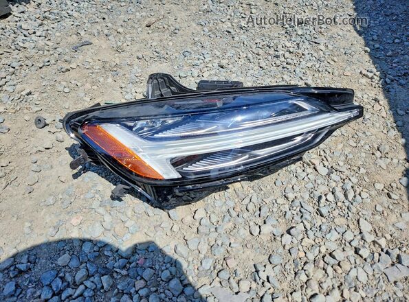 YV1H60EP6S1642057 2025 VOLVO V60 White Engine compartment view