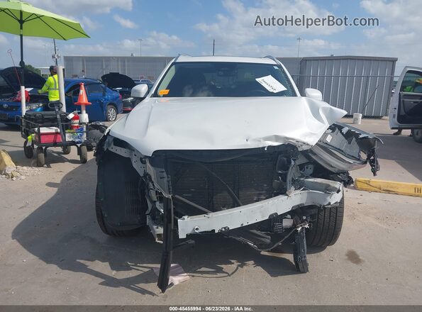 YV40621A8P1905394 2023 VOLVO XC90 Белый Вид задней части салона
