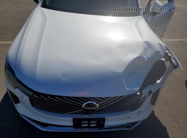 YV4062JB4S1390993 2025 VOLVO XC90 White Вид підкапотного простору