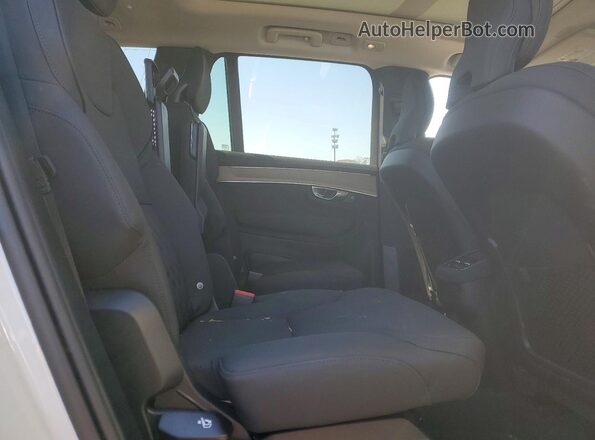 YV4062JB4S1390993 2025 VOLVO XC90 White Вид задньої частини салону