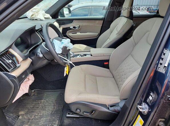 YV4062PC4T1457660 2026 VOLVO XC90 Blue Front interior view