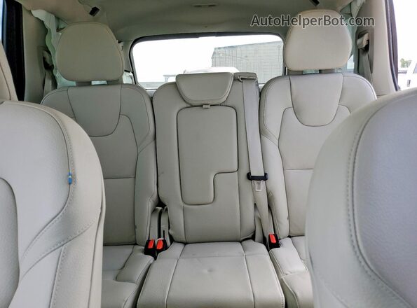 YV4062PEXR1164226 2024 VOLVO XC90 Gray Rear seats view