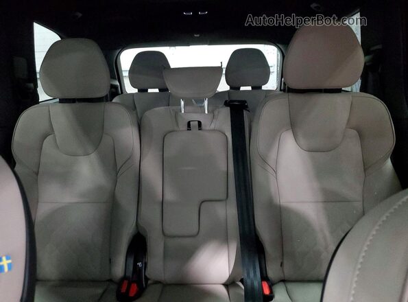 YV4062PEXT1518947 2026 VOLVO XC90 White Հետևի նստատեղերի տեսք