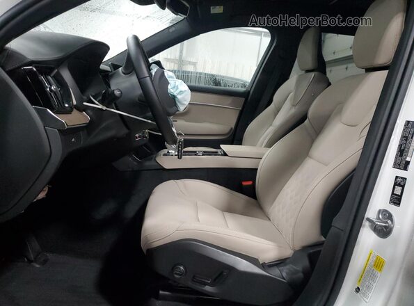 YV4062PEXT1518947 2026 VOLVO XC90 White 