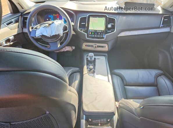YV4062PF1S1298640 2025 VOLVO XC90 White Vista del salpicadero