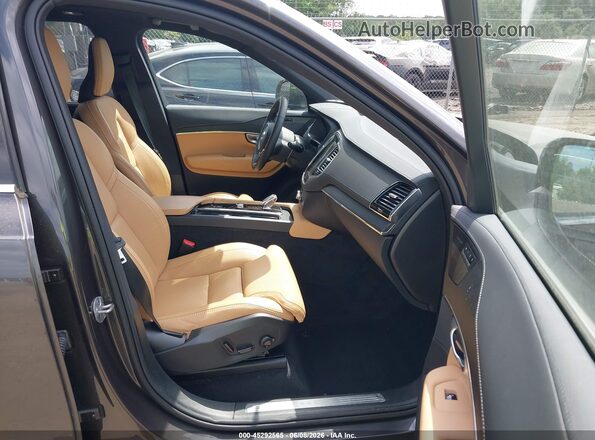 YV4062PF4R1208391 2024 VOLVO XC90 Серый Вид салона спереди