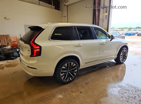 YV4062PF9T1526434 2026 VOLVO XC90 Белый Задняя правая четверть