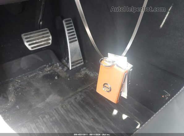 YV4062RM3N1953431 2022 VOLVO XC60 Black 