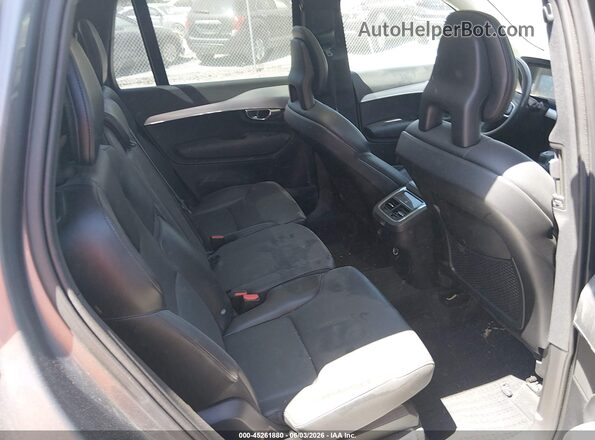 YV4102PK2J1370589 2018 VOLVO XC90 Gray VIN կոդի պիտակի տեսք