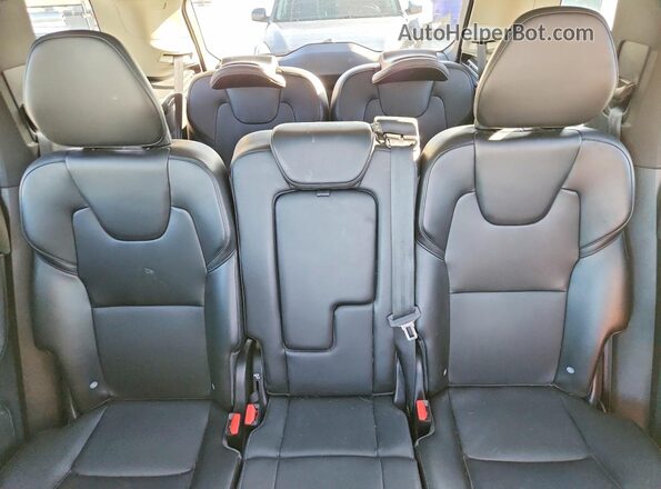 YV4102PK3L1567855 2020 VOLVO XC90 Silver უკანა სავარძლების ხედი