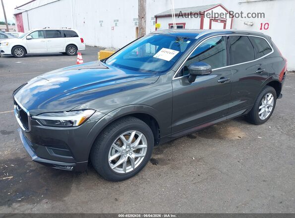 YV4102RK1M1824123 2021 VOLVO XC60 Gray Vista tres cuartos delantera izquierda