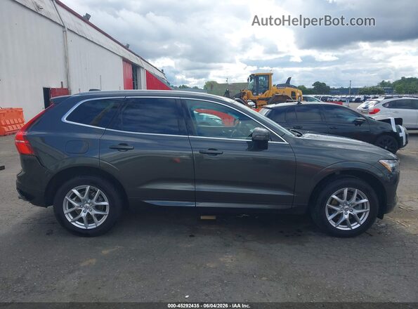 YV4102RK1M1824123 2021 VOLVO XC60 Gray Vista interior trasera