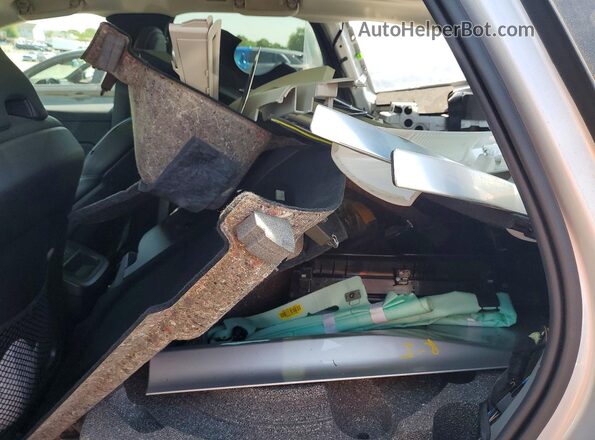 YV4102RK2M1787681 2021 VOLVO XC60 Silver Rear interior view