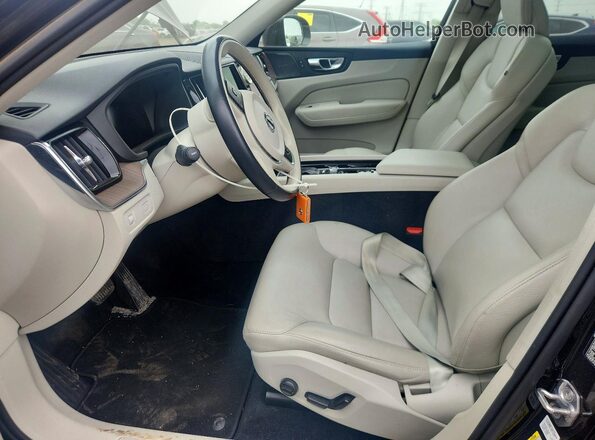 YV4102RK2M1793559 2021 VOLVO XC60 Black Vista interior delantera