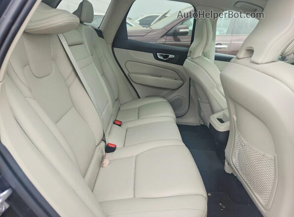 YV4102RK2M1793559 2021 VOLVO XC60 Black Vista de los asientos traseros
