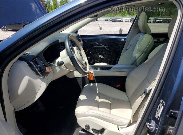 YV4102RK2M1834871 2021 VOLVO XC60 Blue Вид салону спереду
