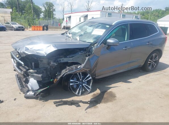YV4102RK2M1868793 2021 VOLVO XC60 Gray Vista tres cuartos delantera izquierda