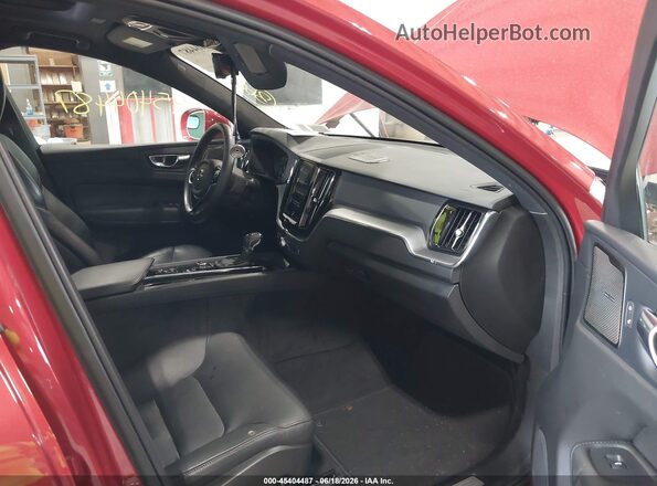 YV4102RK8L1525694 2020 VOLVO XC60 Red Front interior view