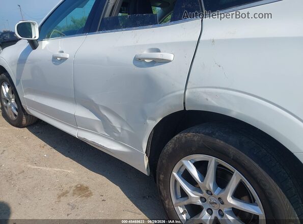 YV4102RKXJ1035562 2018 VOLVO XC60 White Front view