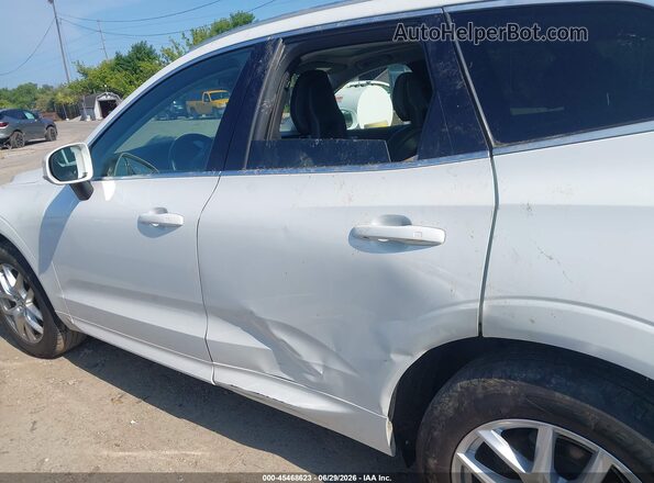 YV4102RKXJ1035562 2018 VOLVO XC60 White 
