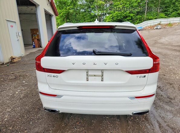 YV4102RL7J1091936 2018 VOLVO XC60 White Vista trasera