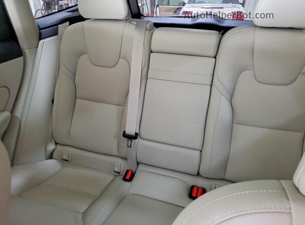 YV4102RL7M1855207 2021 VOLVO XC60 White Вид задніх сидінь