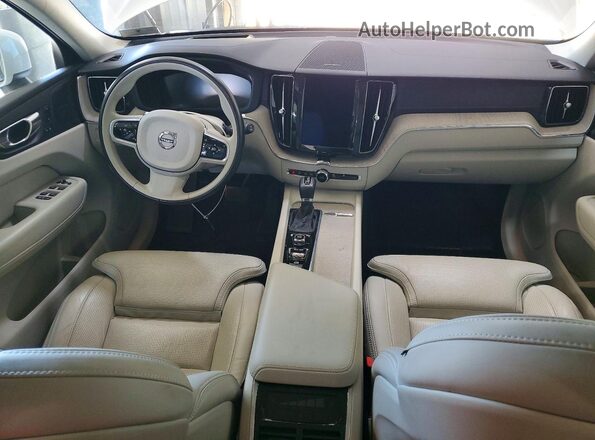 YV4102RL7M1855207 2021 VOLVO XC60 White Вид панелі приладів