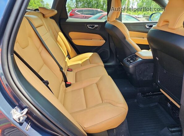 YV4102RLXM1881851 2021 VOLVO XC60 Blue Հետևի նստատեղերի տեսք