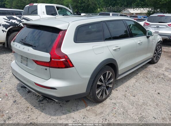 YV4102WK9L1030876 2020 VOLVO V60 CROSS COUNTRY Pewter Trasero derecho