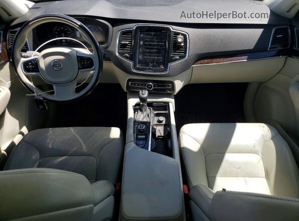 YV4102XK9H1138579 2017 VOLVO XC90 White Widok deski rozdzielczej