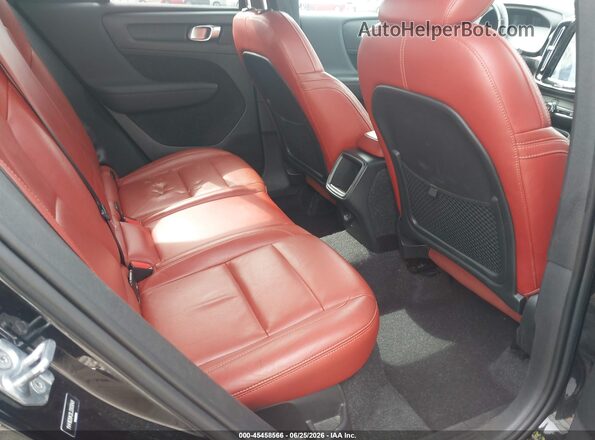 YV4162UK2L2203049 2020 VOLVO XC40 Black Вид наклейки з VIN-кодом