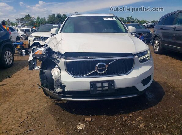 YV4162UK3K2069926 2019 VOLVO XC40 Белый Вид спереди