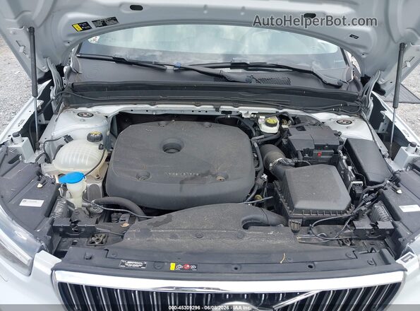 YV4162UL6N2641875 2022 VOLVO XC40 Gray Вид ззаду