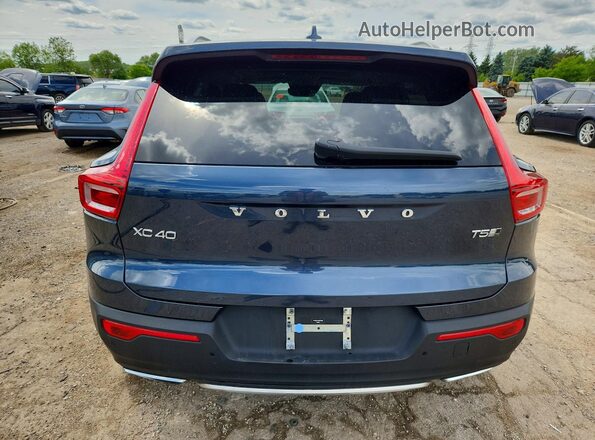 YV4162UL9K2073990 2019 VOLVO XC40 Синий Вид сзади
