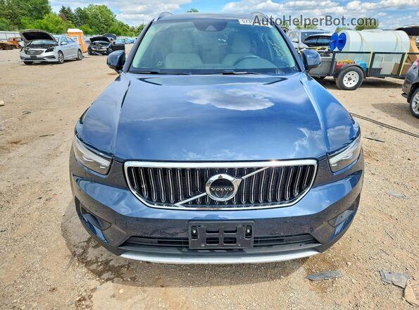 YV4162UL9K2073990 2019 VOLVO XC40 Синий Вид спереди