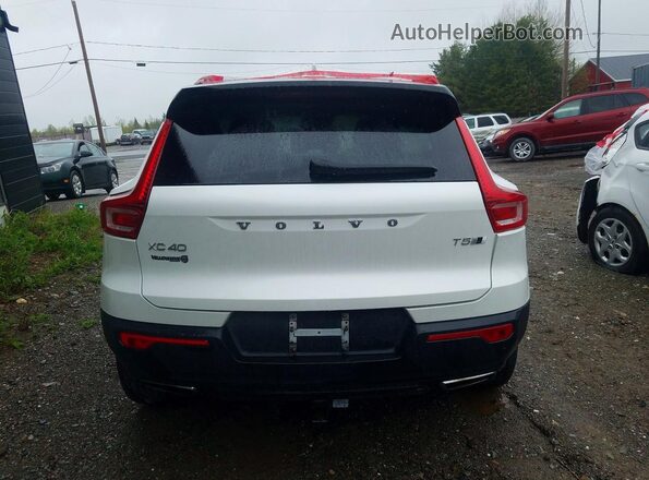 YV4162UM3L2316669 2020 VOLVO XC40 White 